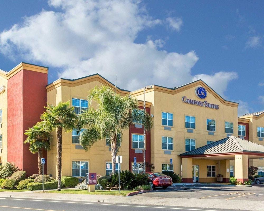 Comfort Suites Downtown ซาคราเมนโต ภายนอก รูปภาพ