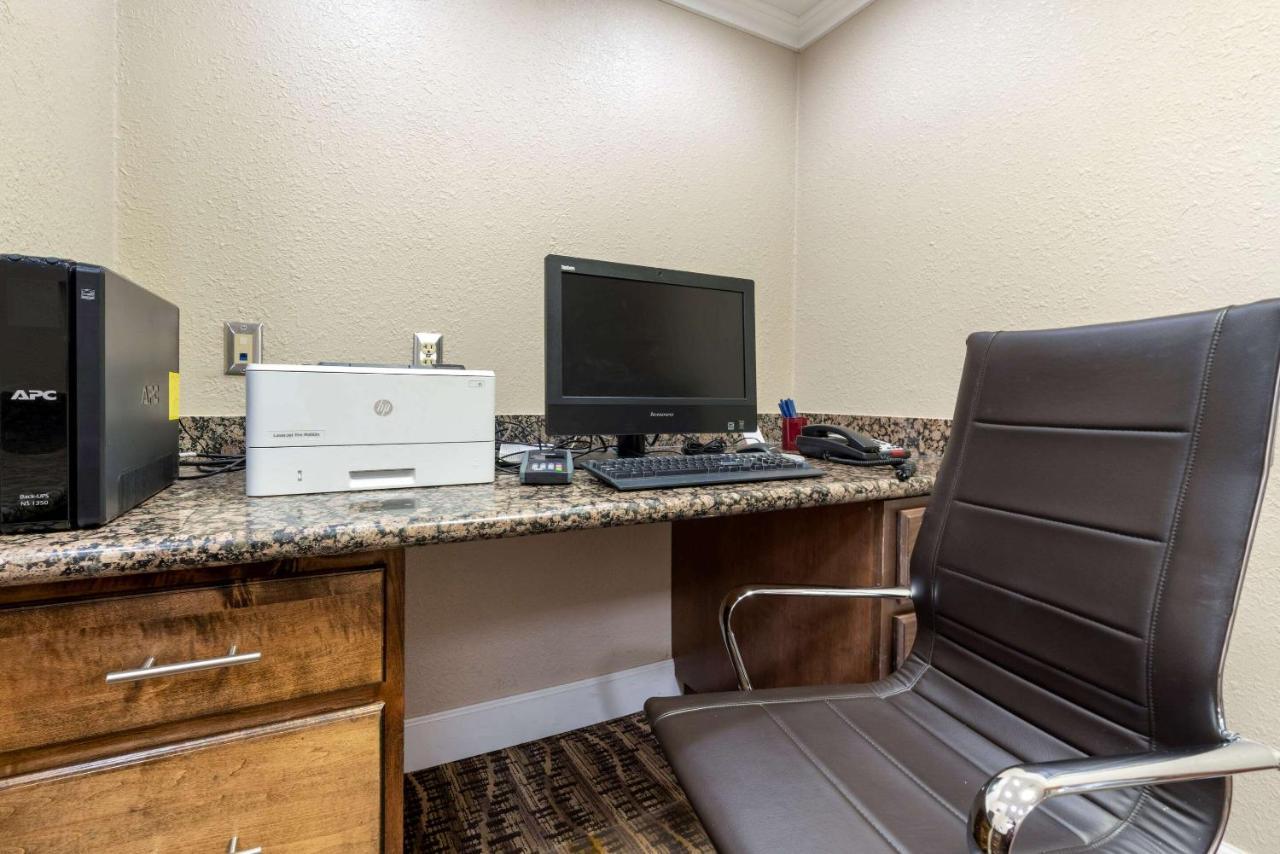 Comfort Suites Downtown ซาคราเมนโต ภายนอก รูปภาพ