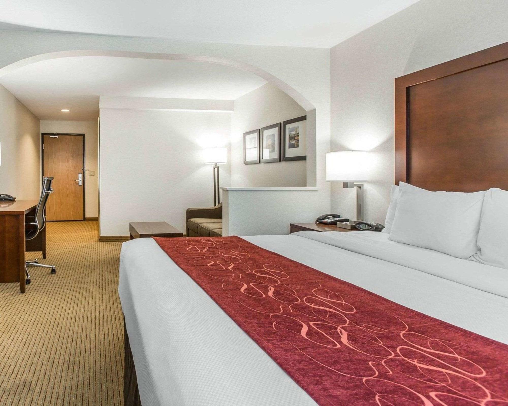 Comfort Suites Downtown ซาคราเมนโต ภายนอก รูปภาพ